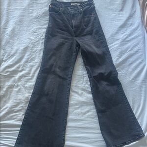 Levi’s rib cage flare